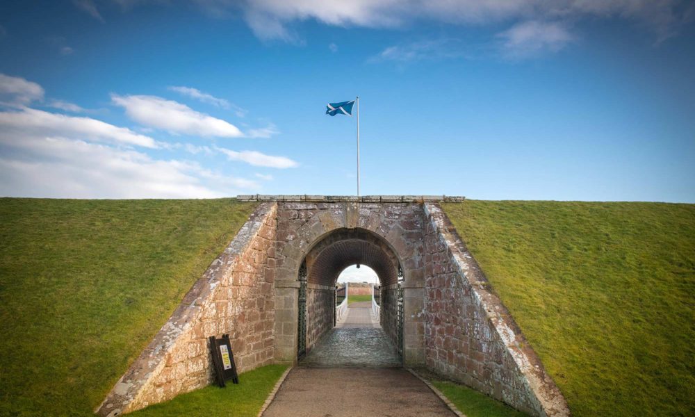 fort-gorge-scotland-roadtrip-siredwards