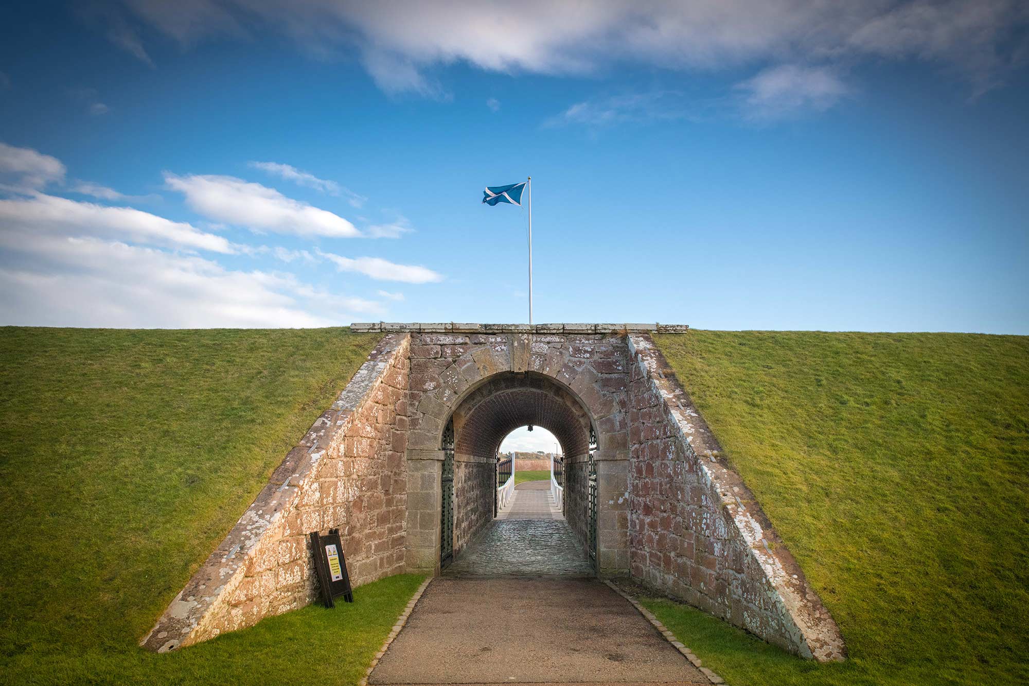 Fort the Highland Fortress Whisky Sir Edward's