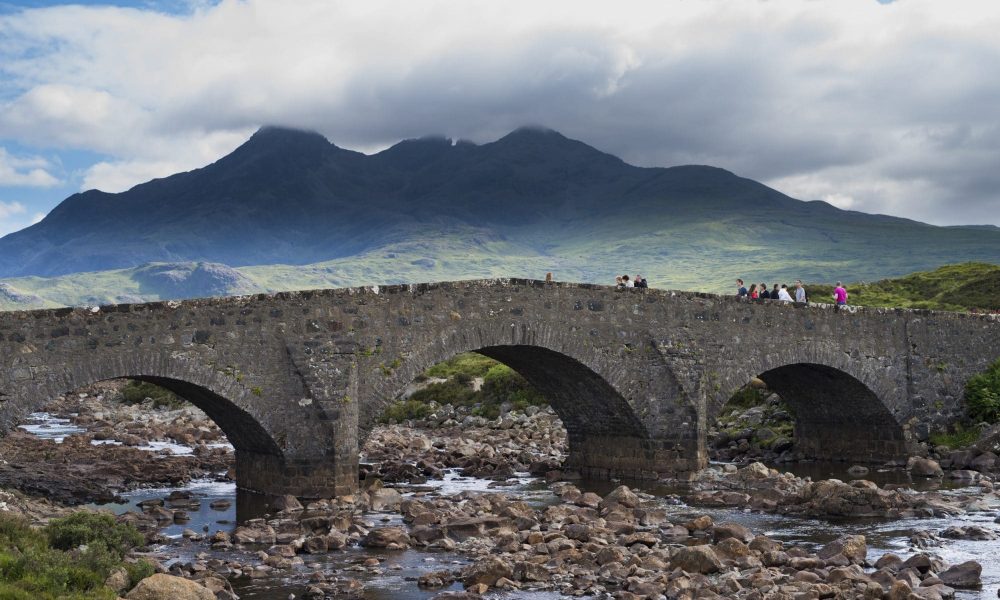 in-the-shadow-of-sgurr-na-stri-sir-edwards-roadtrip