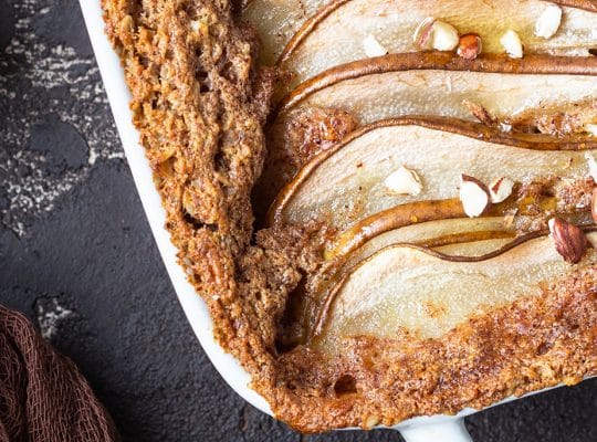Pear and gingerbread crumble flavoured with whisky